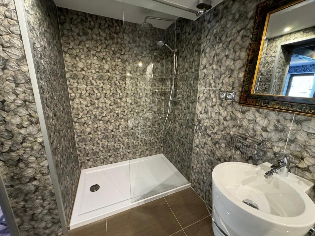 Two Brothers Inn Pertisau Rom bilde